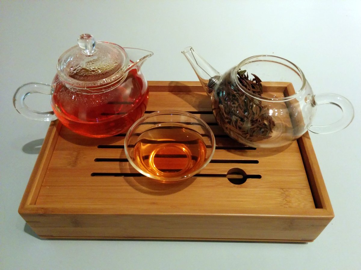 tee_tisch_2_schwarztee_yunnan